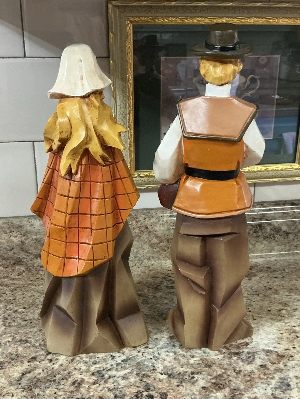 Harvest Pilgrim Couple Figurines - Fall Thanksgiving Cubist Vintage